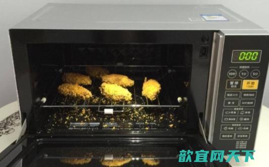 微波炉加热可以用保鲜膜吗 微波炉可以当烤箱用吗